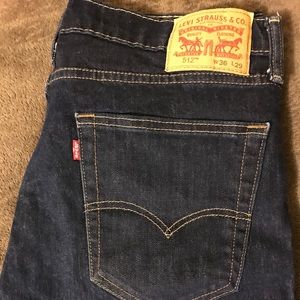 512 Levi’s Jeans